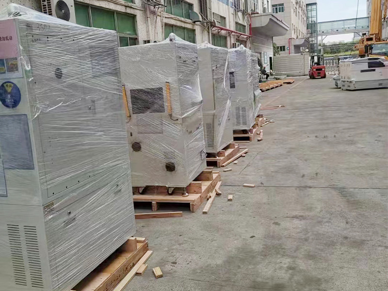 深(shen)圳福永出口包(bāo)裝現場