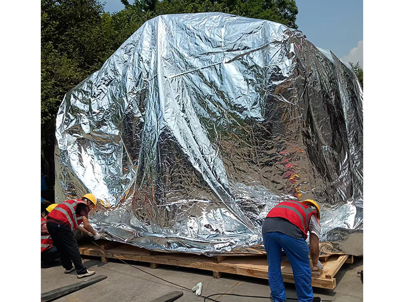 锂電新能(néng)源設備真空(kōng)包裝