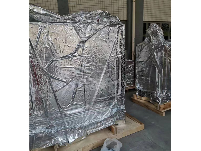 出口(kou)澳大利亞免(mian)檢木箱真空(kōng)包裝